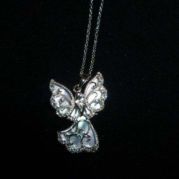 Michael Anthony Sterling Silver Angel Pendant w/Chain - Picture 5 of 9